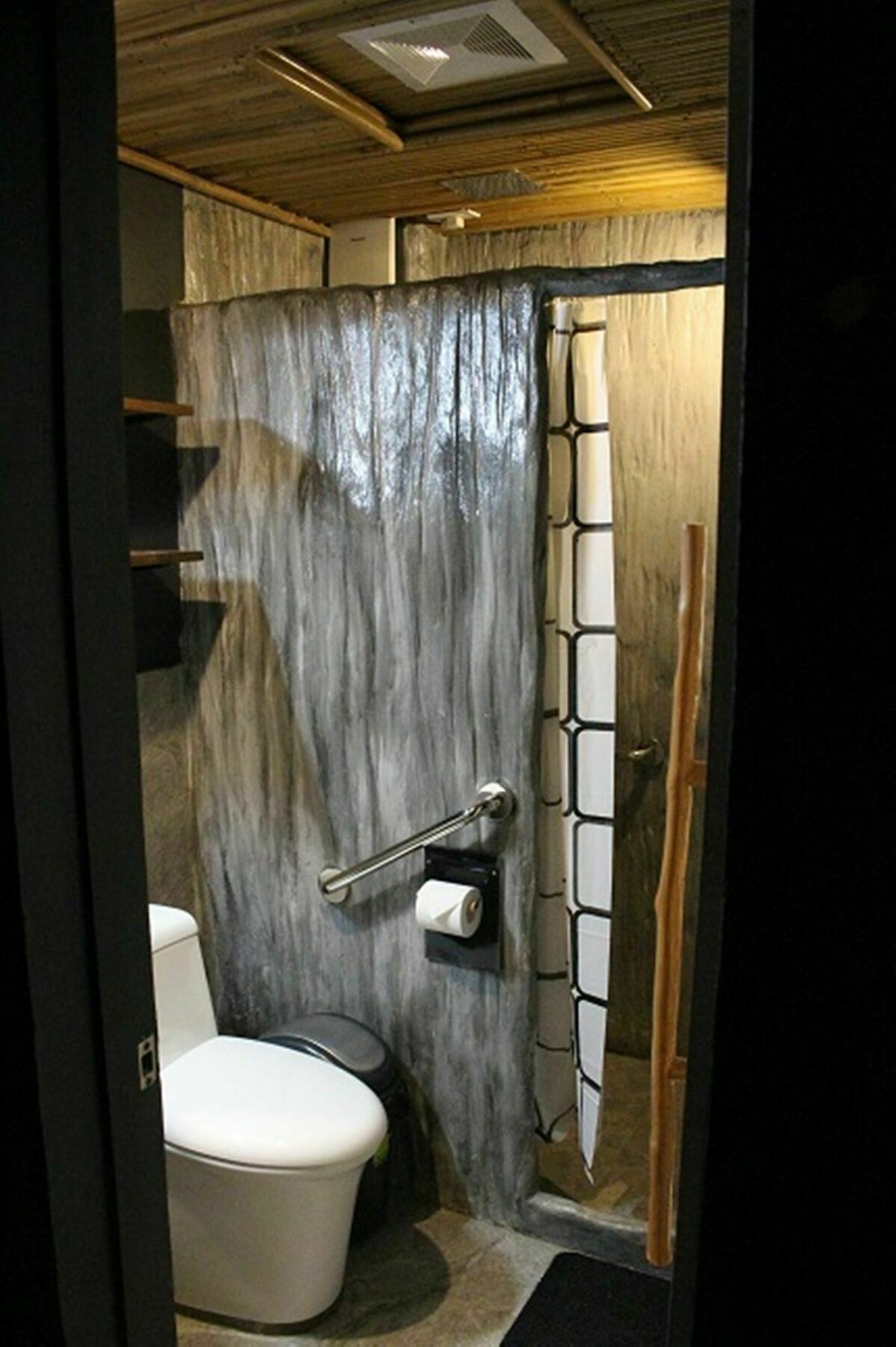 The Cavern Pod Hotel & Specialty Cafe El Nido Luaran gambar